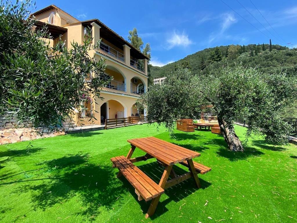 Silent Bay Apartments Katávolos Zewnętrze zdjęcie