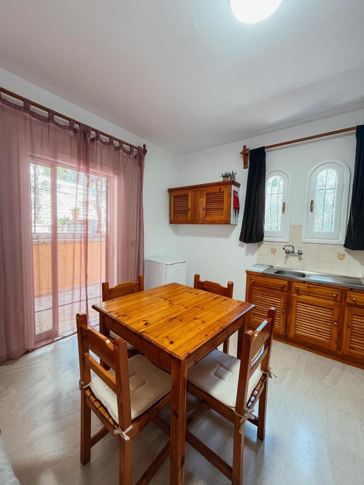 Silent Bay Apartments Katávolos Zewnętrze zdjęcie