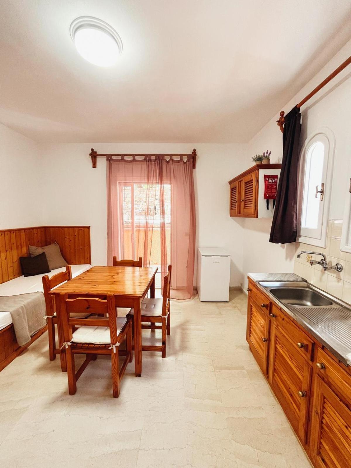 Silent Bay Apartments Katávolos Zewnętrze zdjęcie